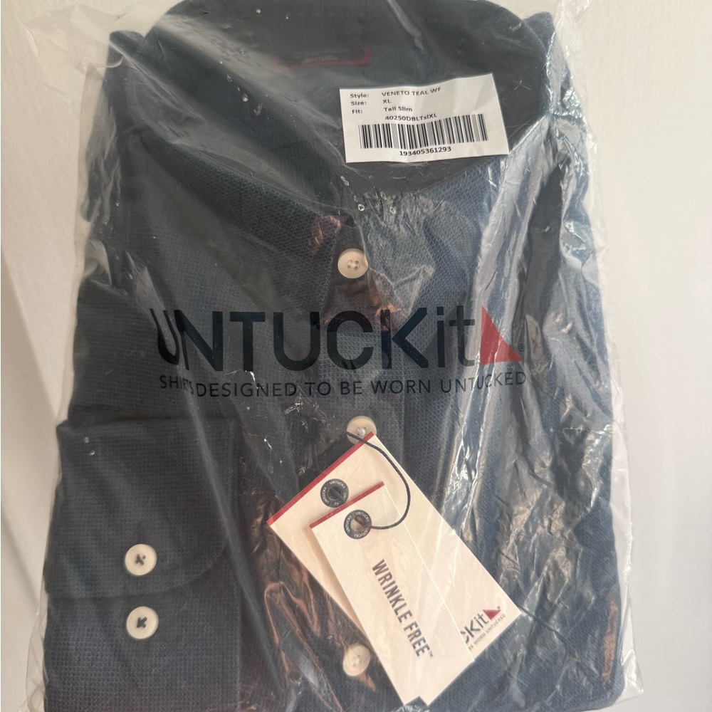 UNTUCKit Blue Casual Button Down Shirt with Textured Finish - Picture 3 of 4
